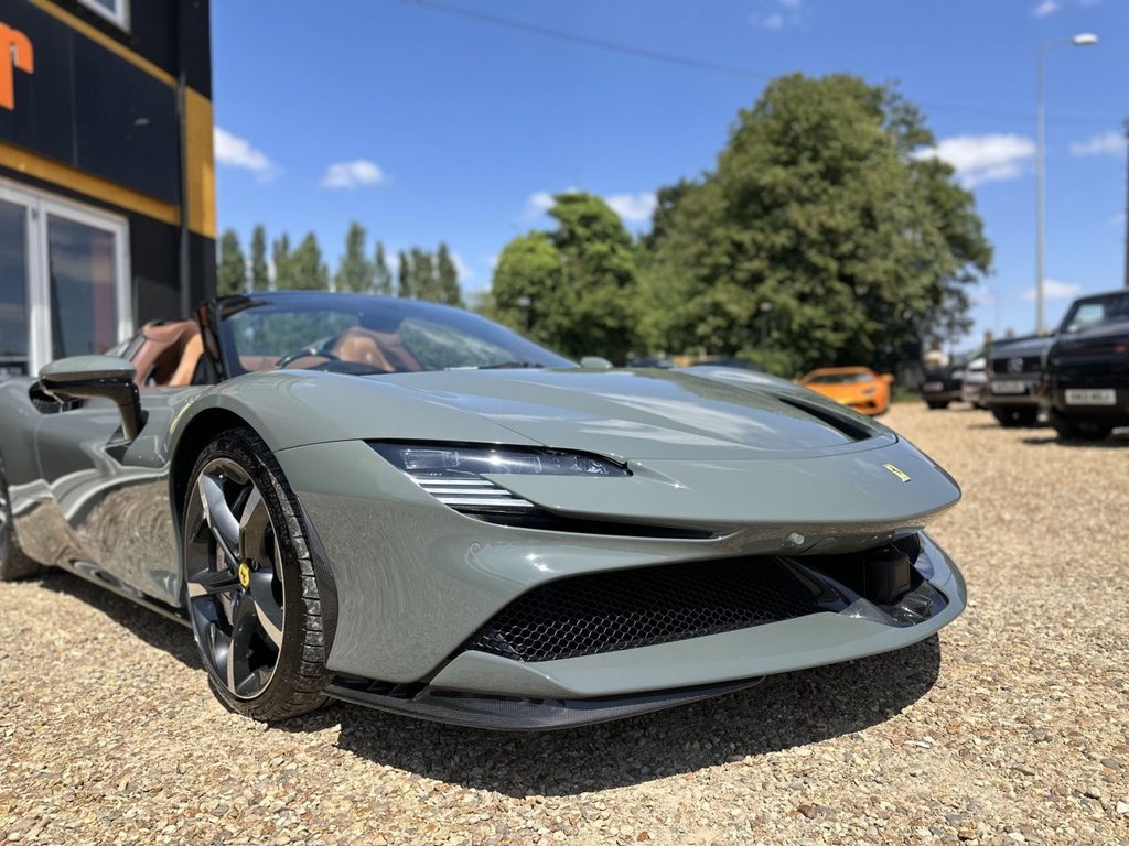 Ferrari SF90 Spider