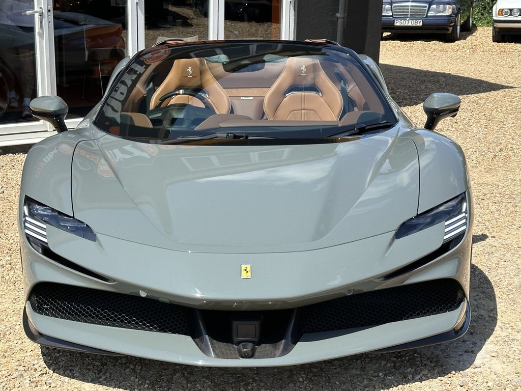 Ferrari SF90 Spider