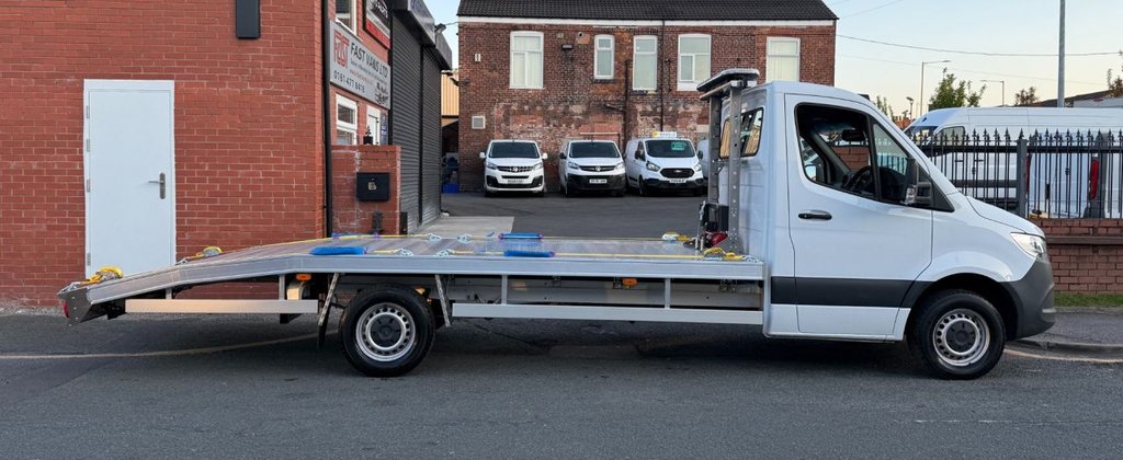 Mercedes Benz Sprinter