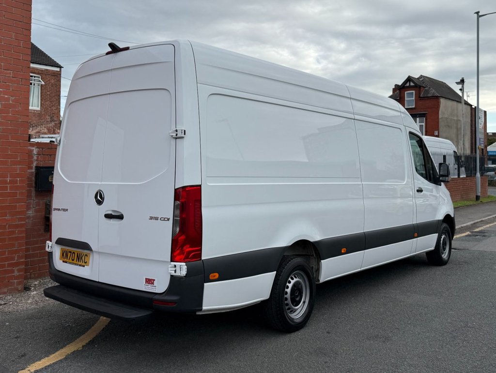 Mercedes Benz Sprinter