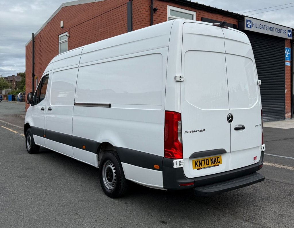 Mercedes Benz Sprinter