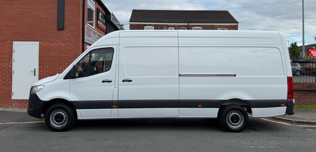Mercedes Benz Sprinter