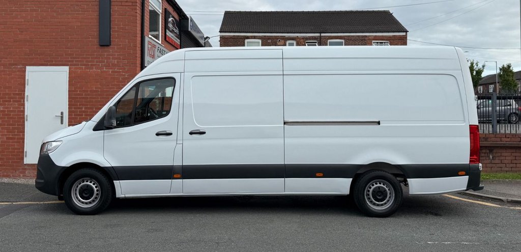 Mercedes Benz Sprinter