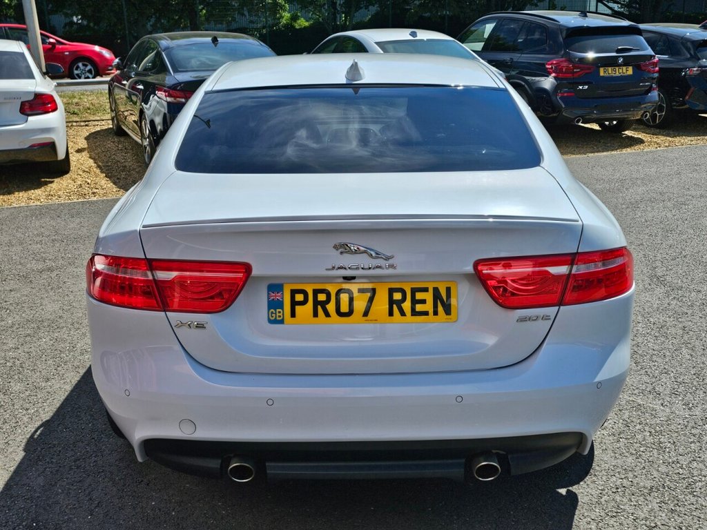 Jaguar XE