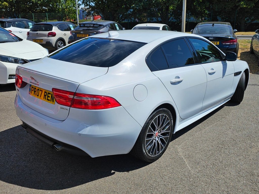 Jaguar XE