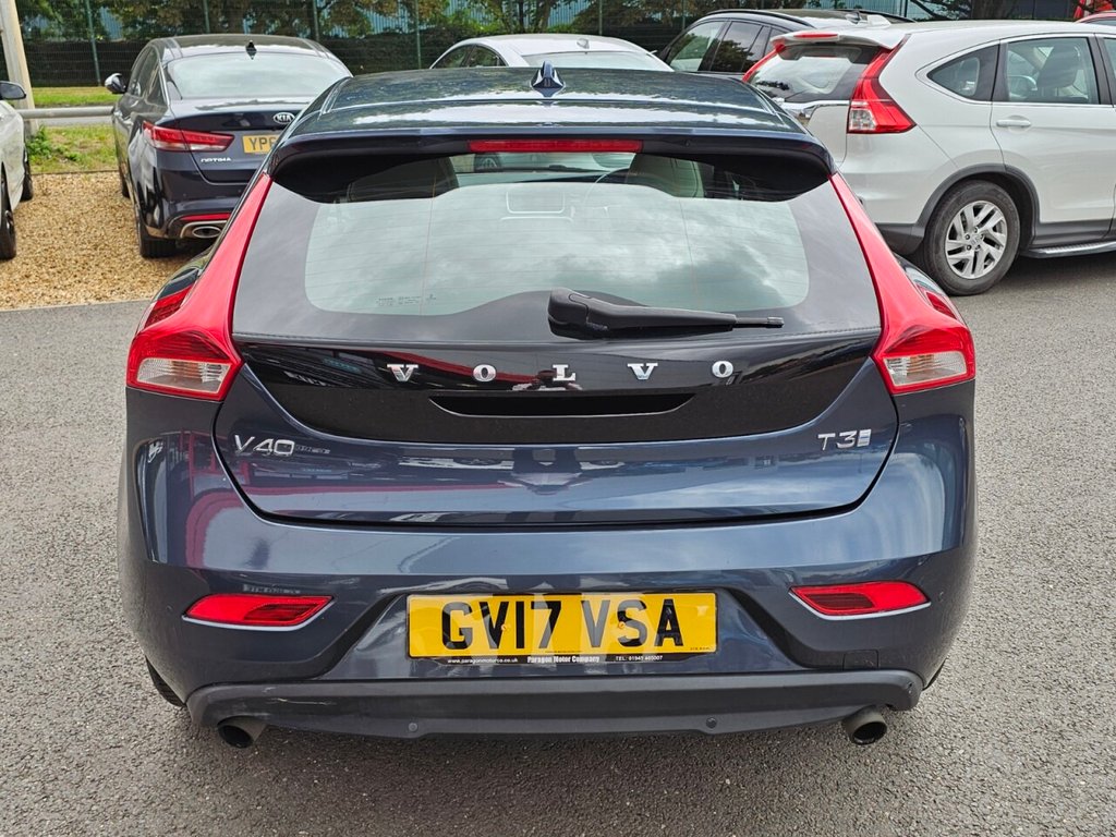 Volvo V40