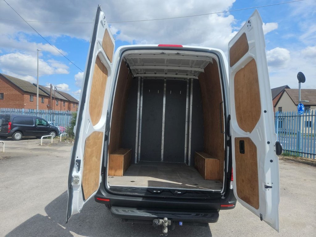 Mercedes Benz Sprinter