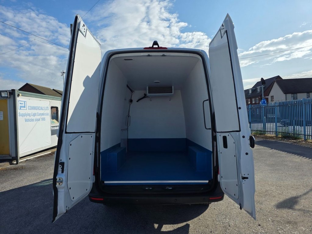 Mercedes Benz Sprinter