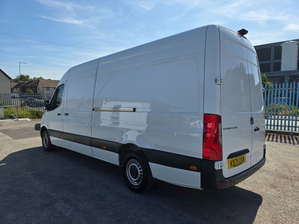 Mercedes Benz Sprinter