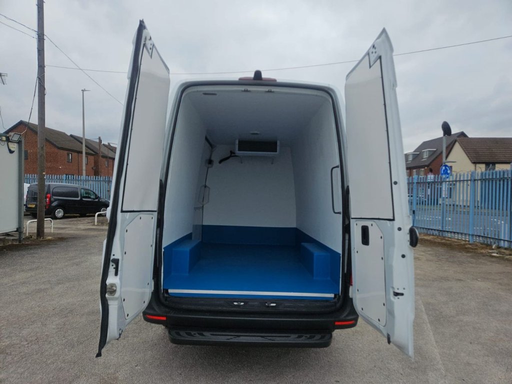 Mercedes Benz Sprinter