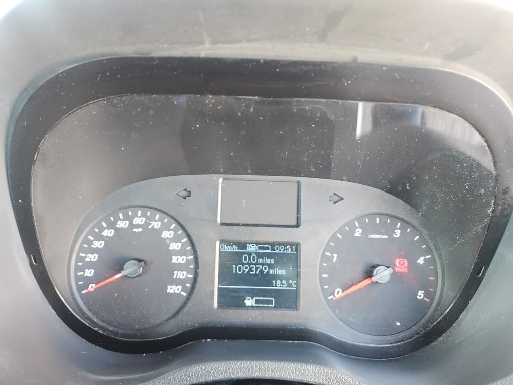 Mercedes Benz Sprinter