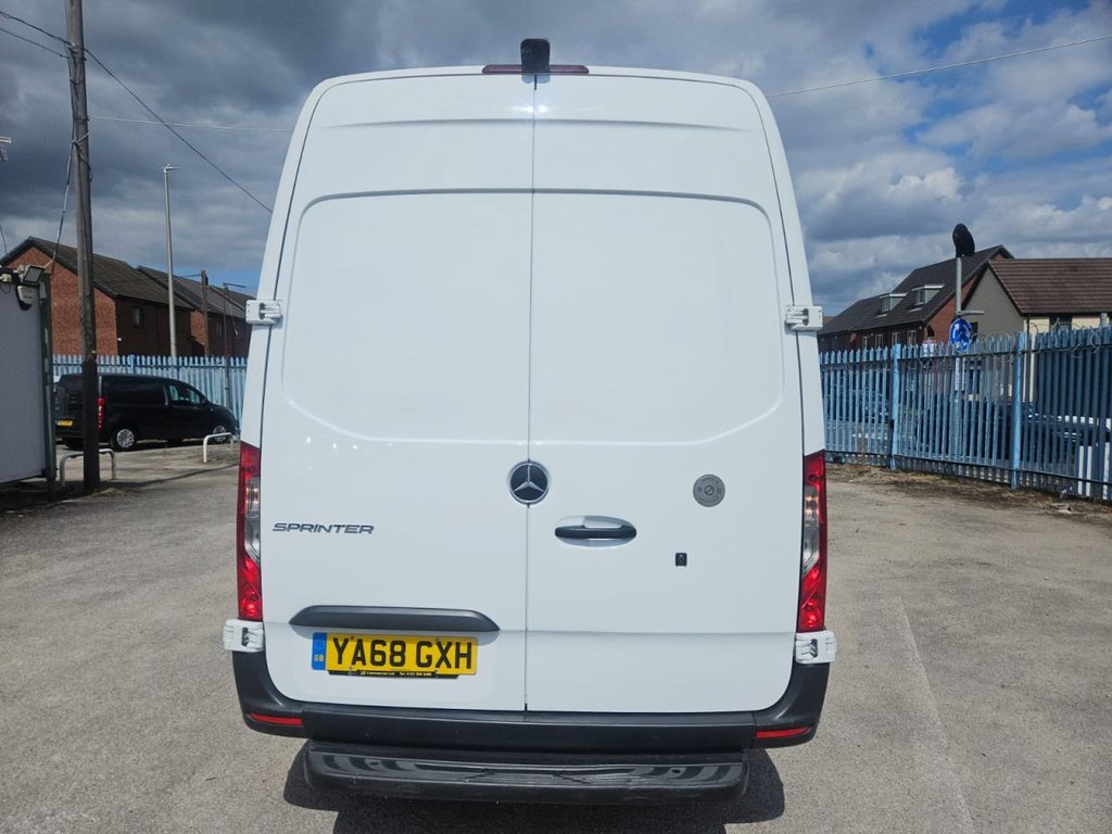 Mercedes Benz Sprinter