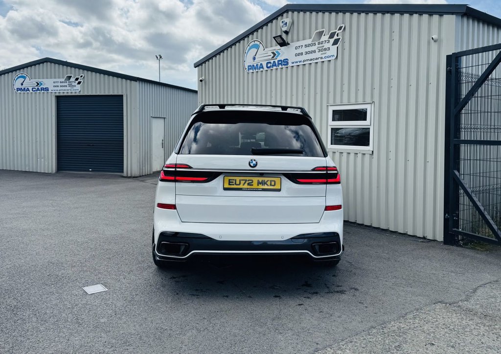 BMW X7