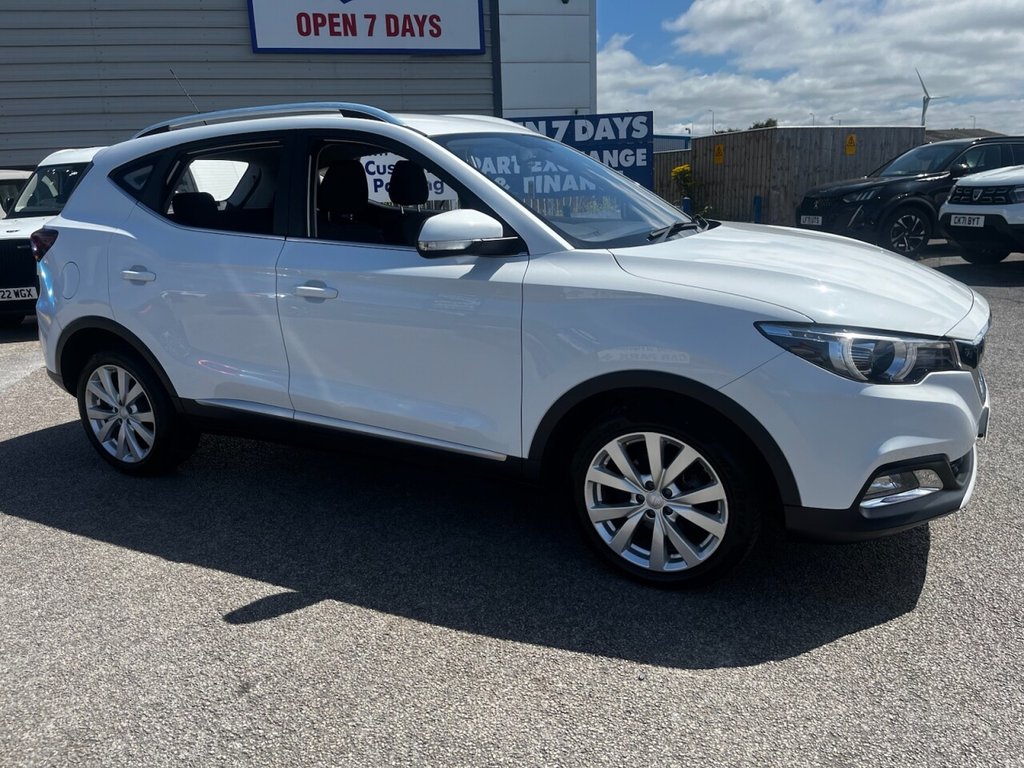 MG ZS