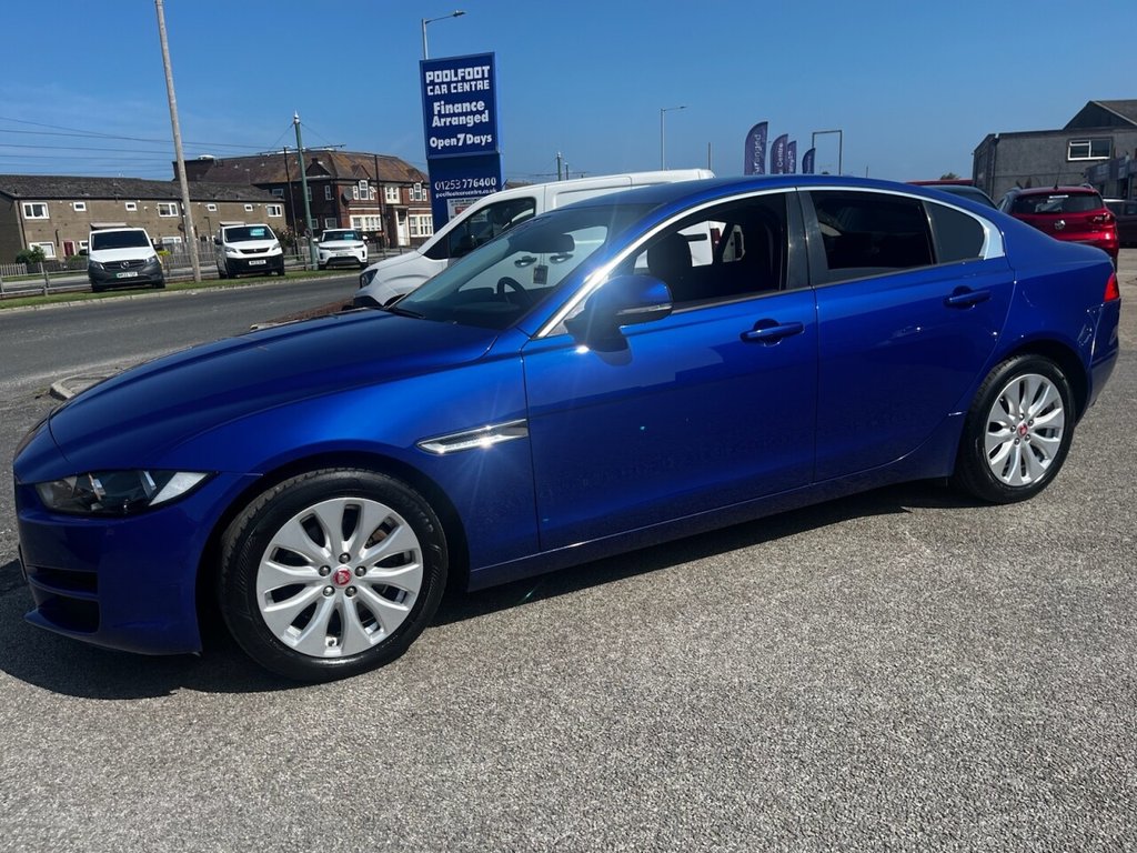 Jaguar XE