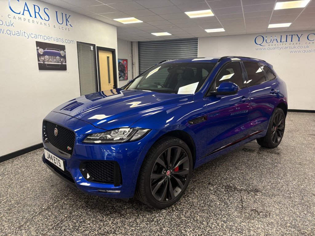 Jaguar F Pace