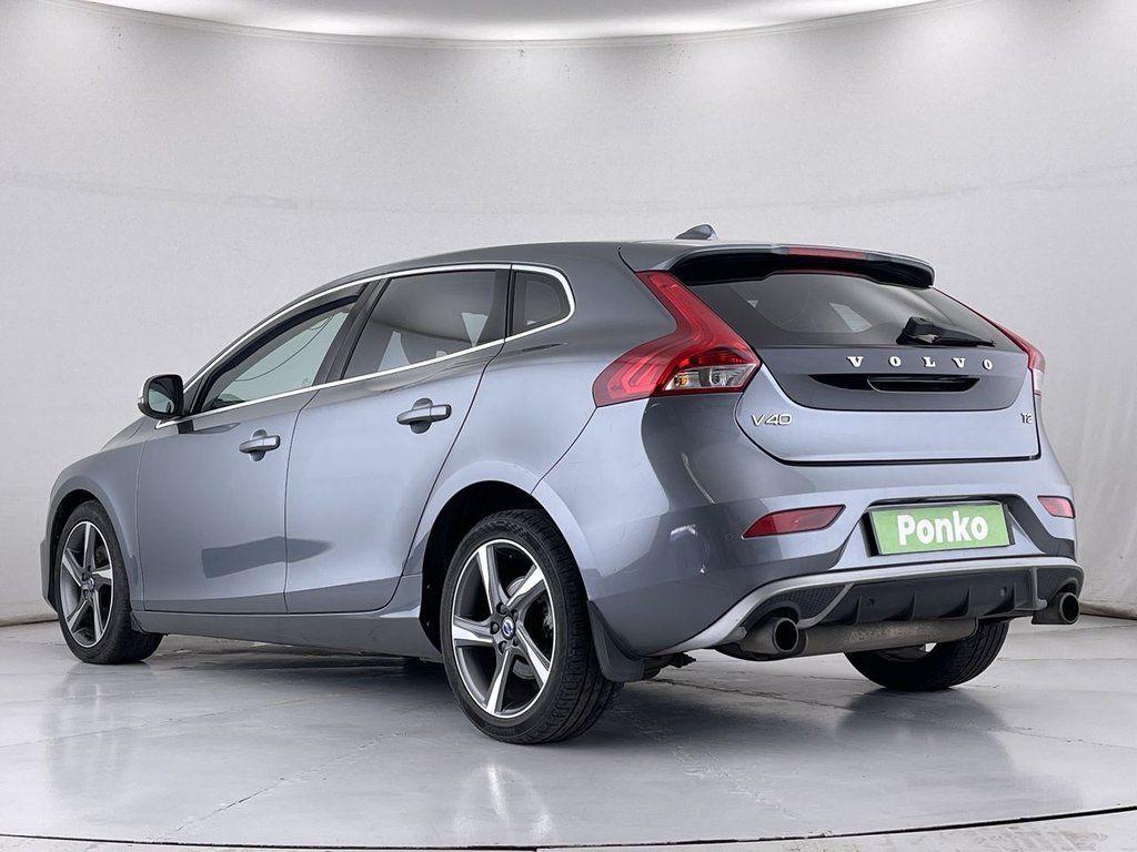 Volvo V40