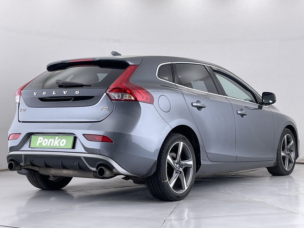 Volvo V40