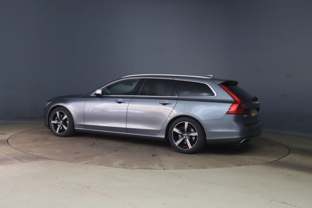 Volvo V90