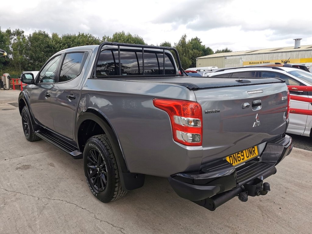 Mitsubishi L200