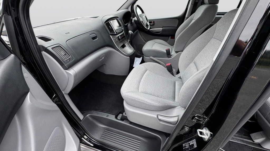 Hyundai i800