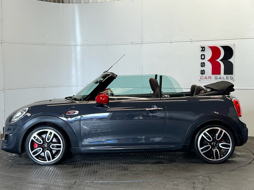 MINI Convertible