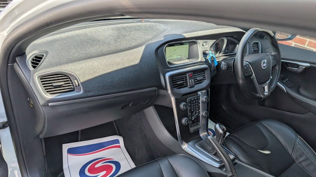 Volvo V40