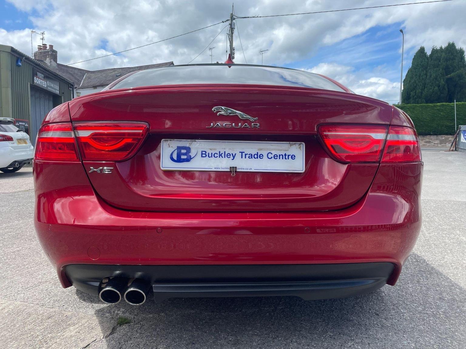 Jaguar XE