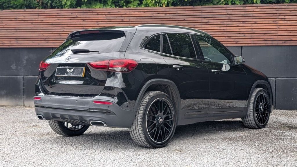 Mercedes Benz GLA Class