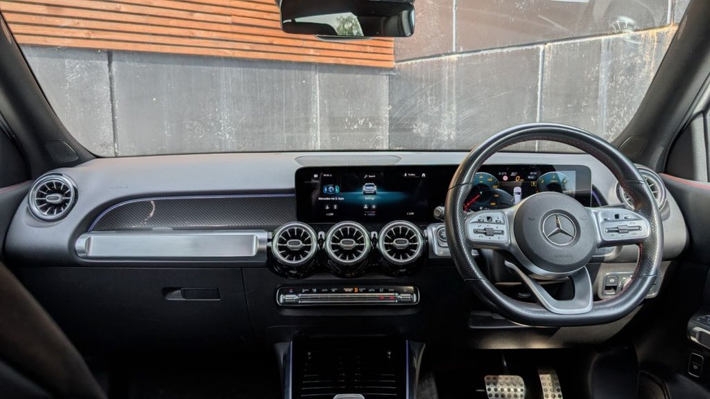 Mercedes Benz Glb