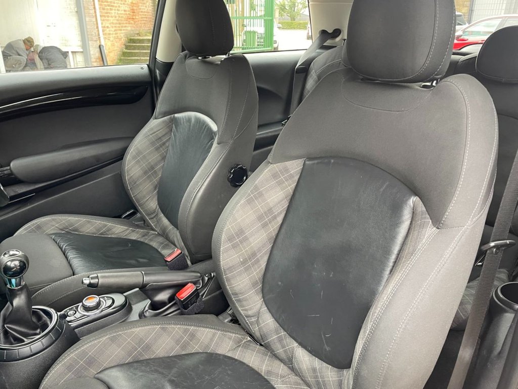 MINI Hatch