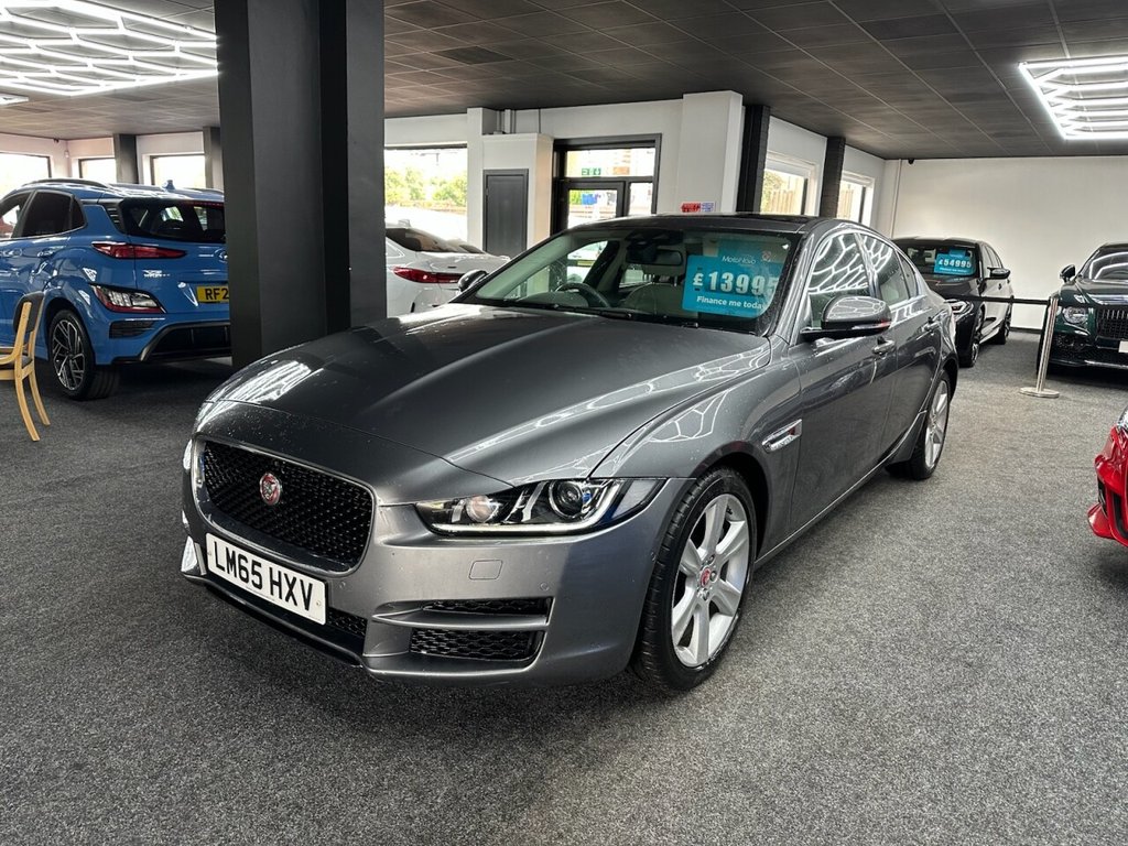Jaguar XE