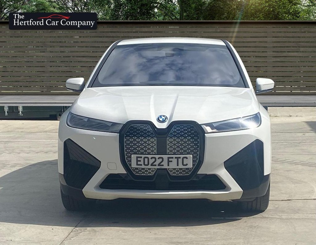 BMW iX