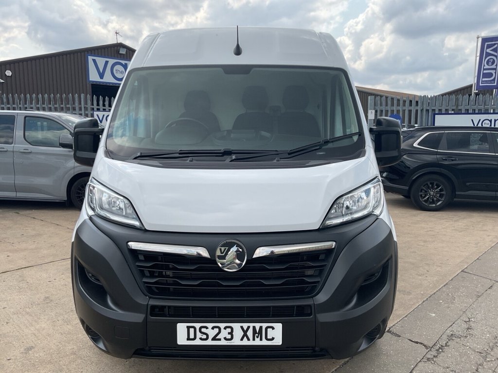 Vauxhall Movano