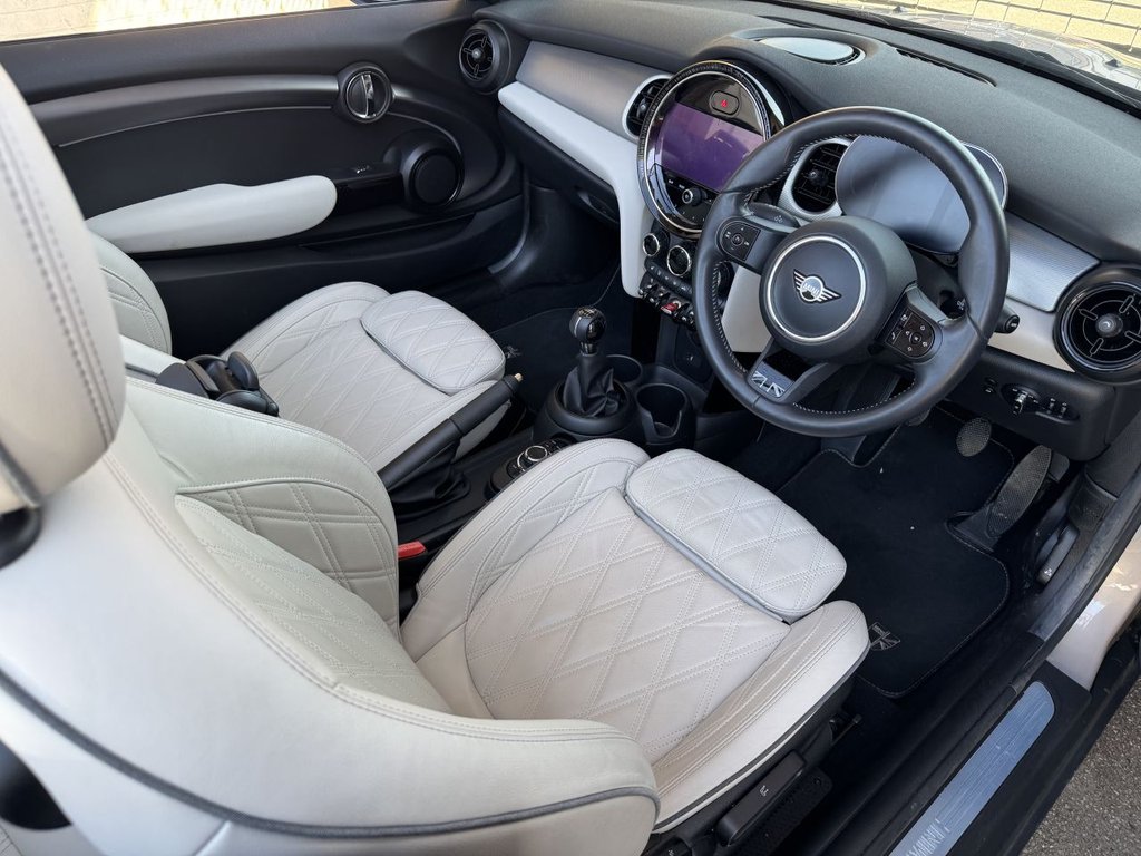 MINI Convertible
