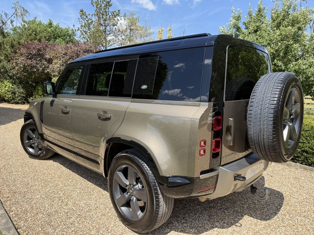 Land Rover 110