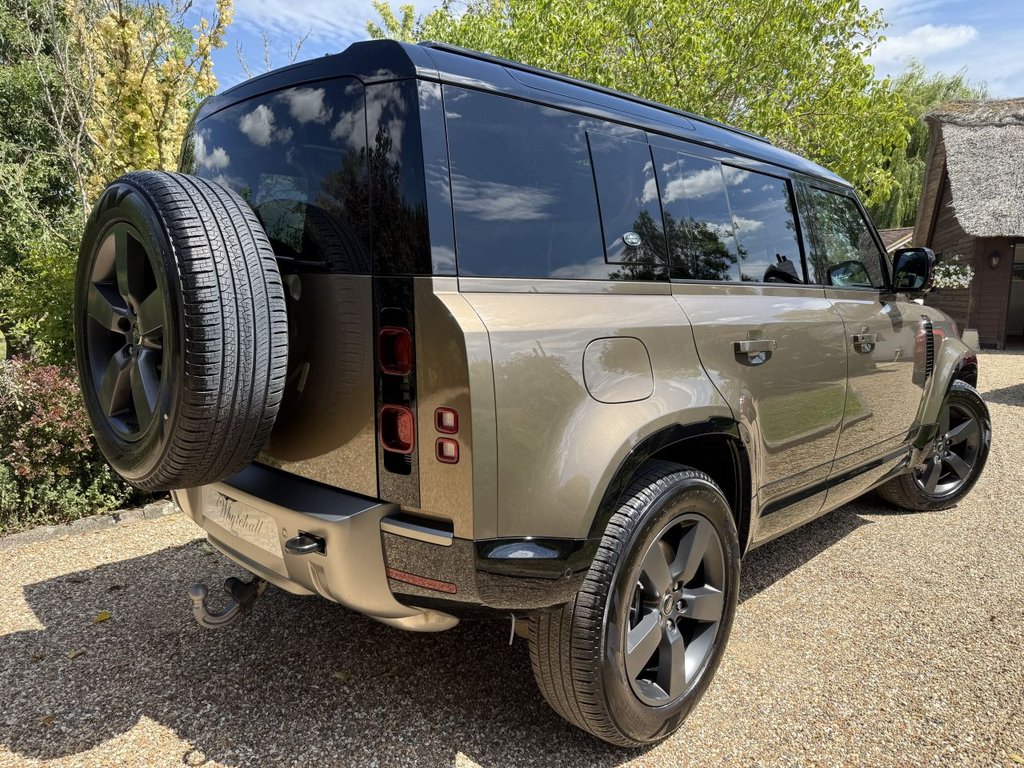 Land Rover 110