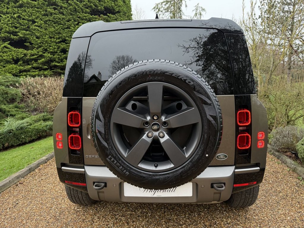 Land Rover 110