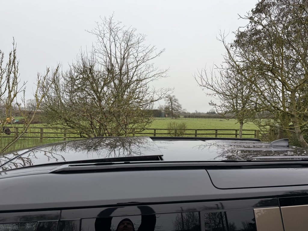 Land Rover 110