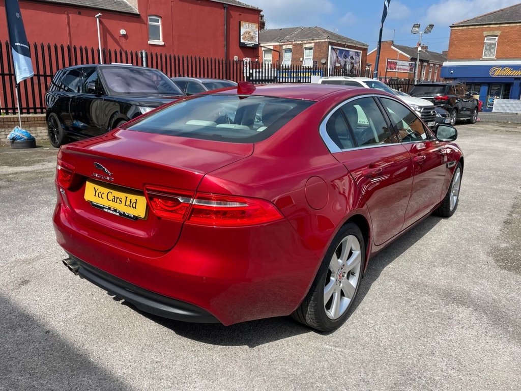 Jaguar XE