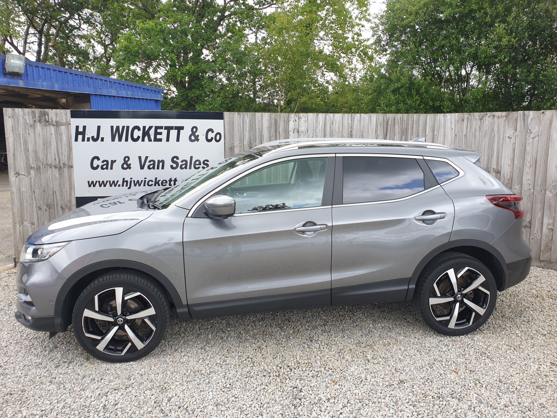 used nissan qashqai plus 2 for sale on finance