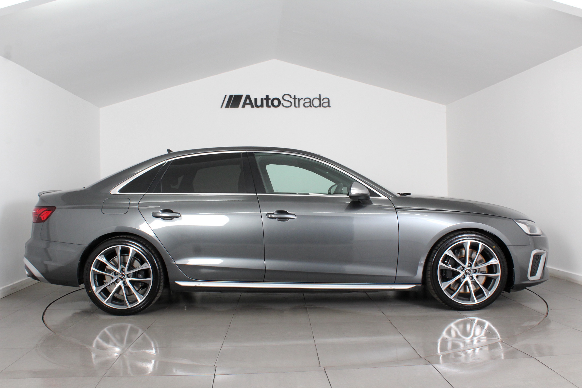 Audi S4