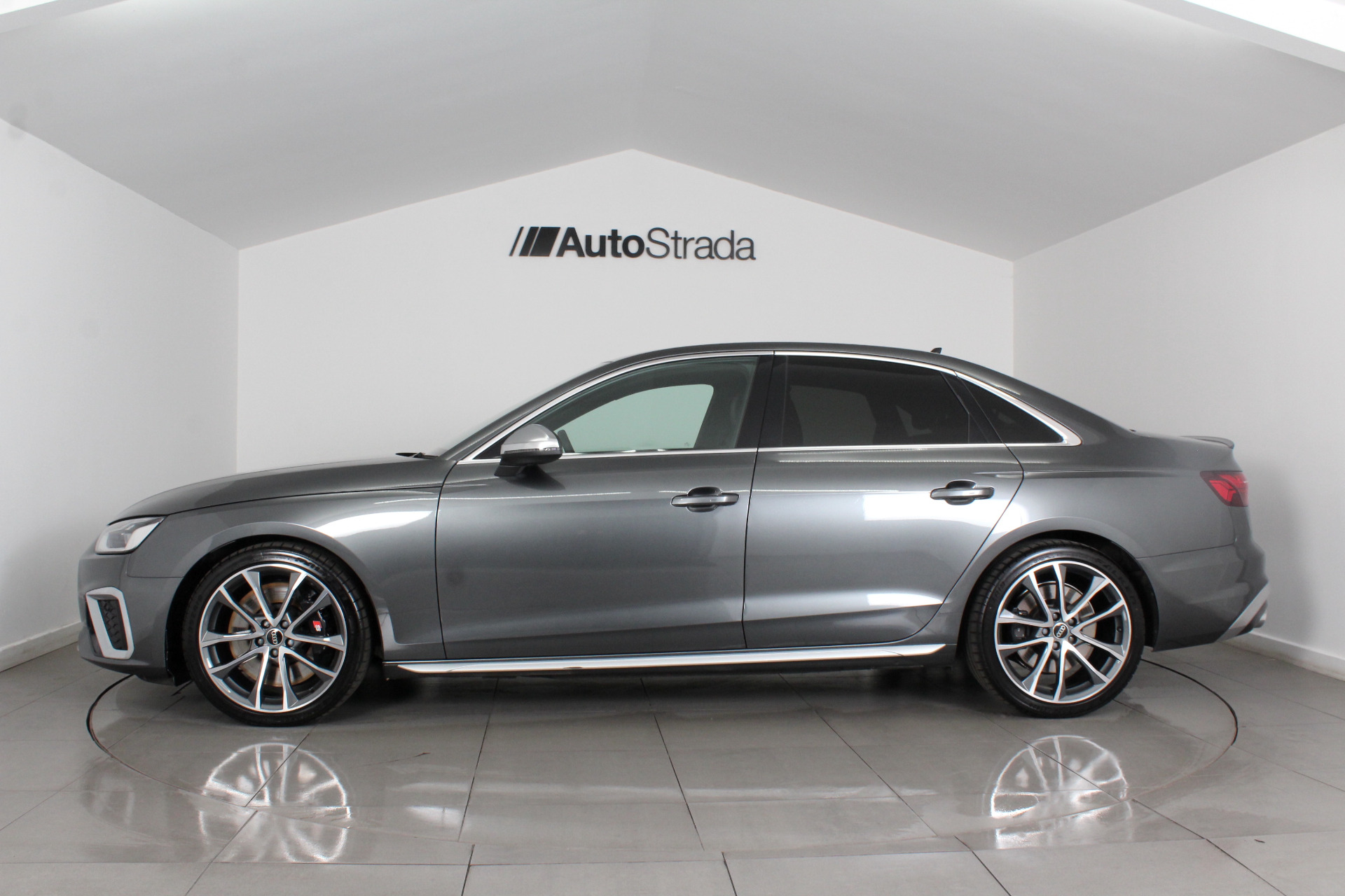 Audi S4
