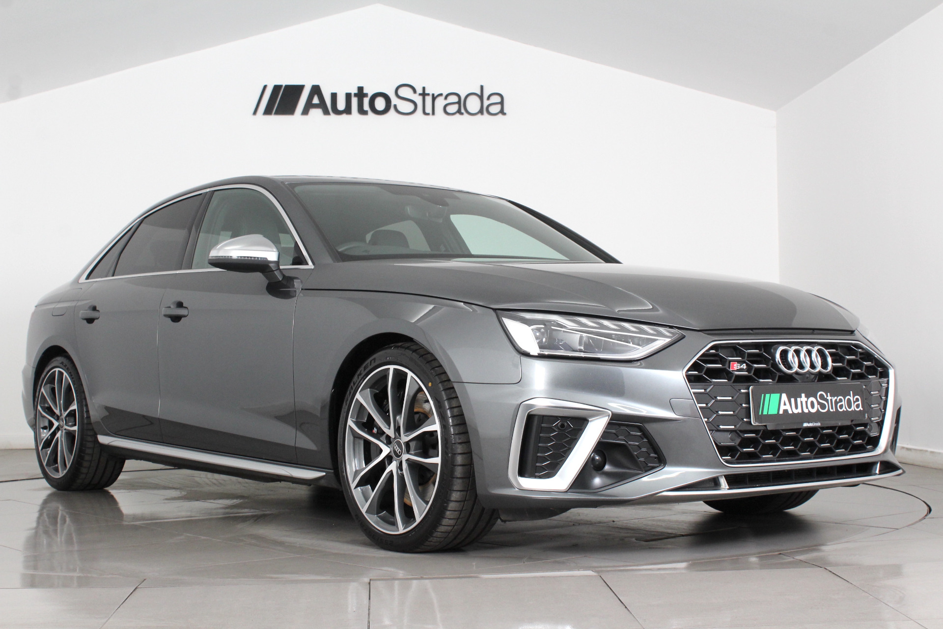Audi S4