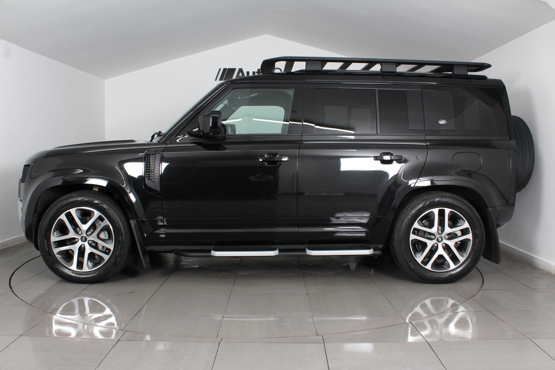 Land Rover 110