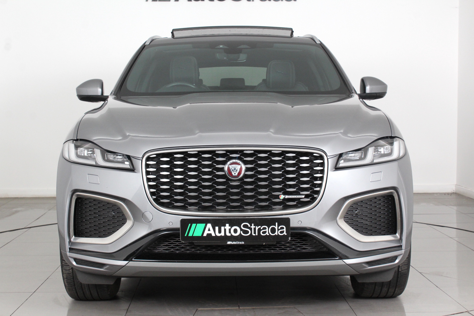 Jaguar F Pace