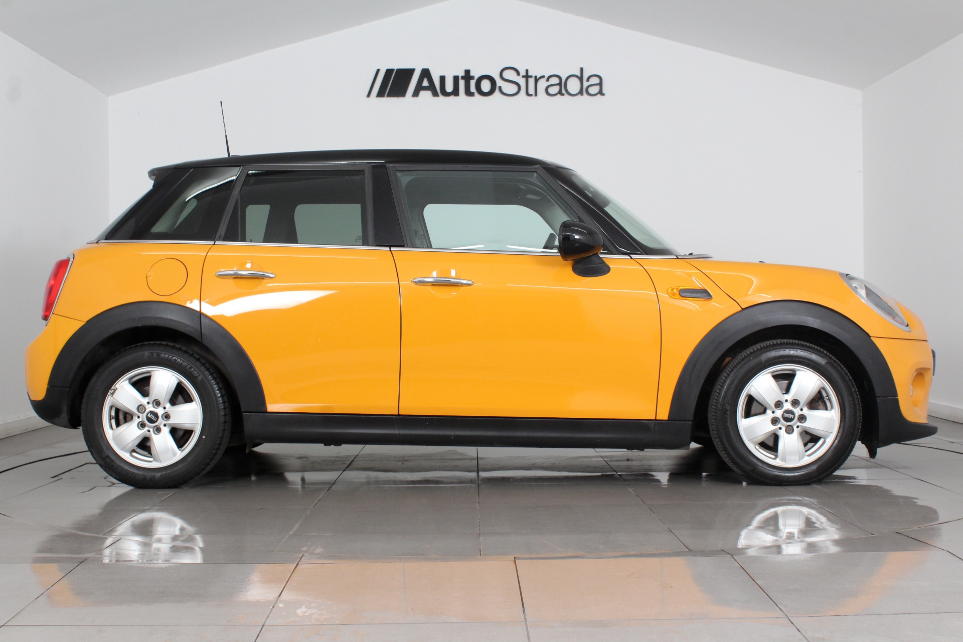 MINI Hatch
