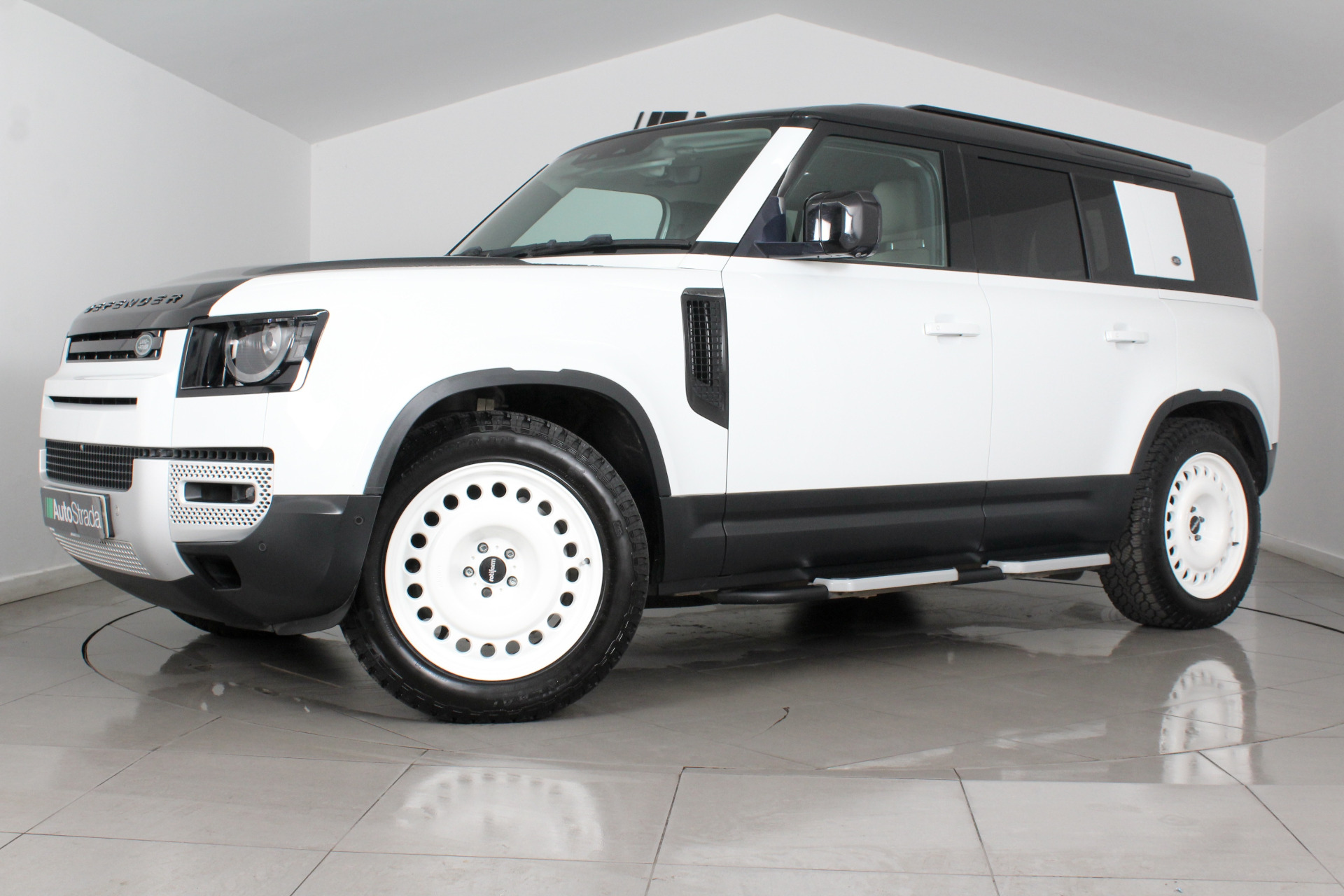 Land Rover 110