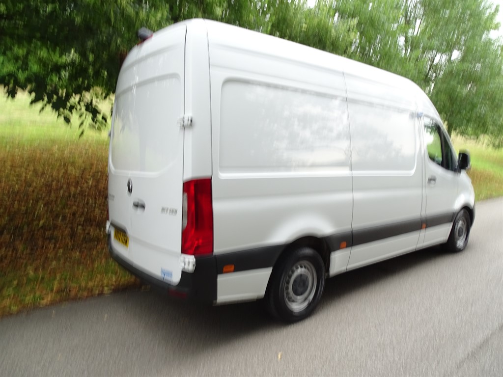 Mercedes Benz Sprinter