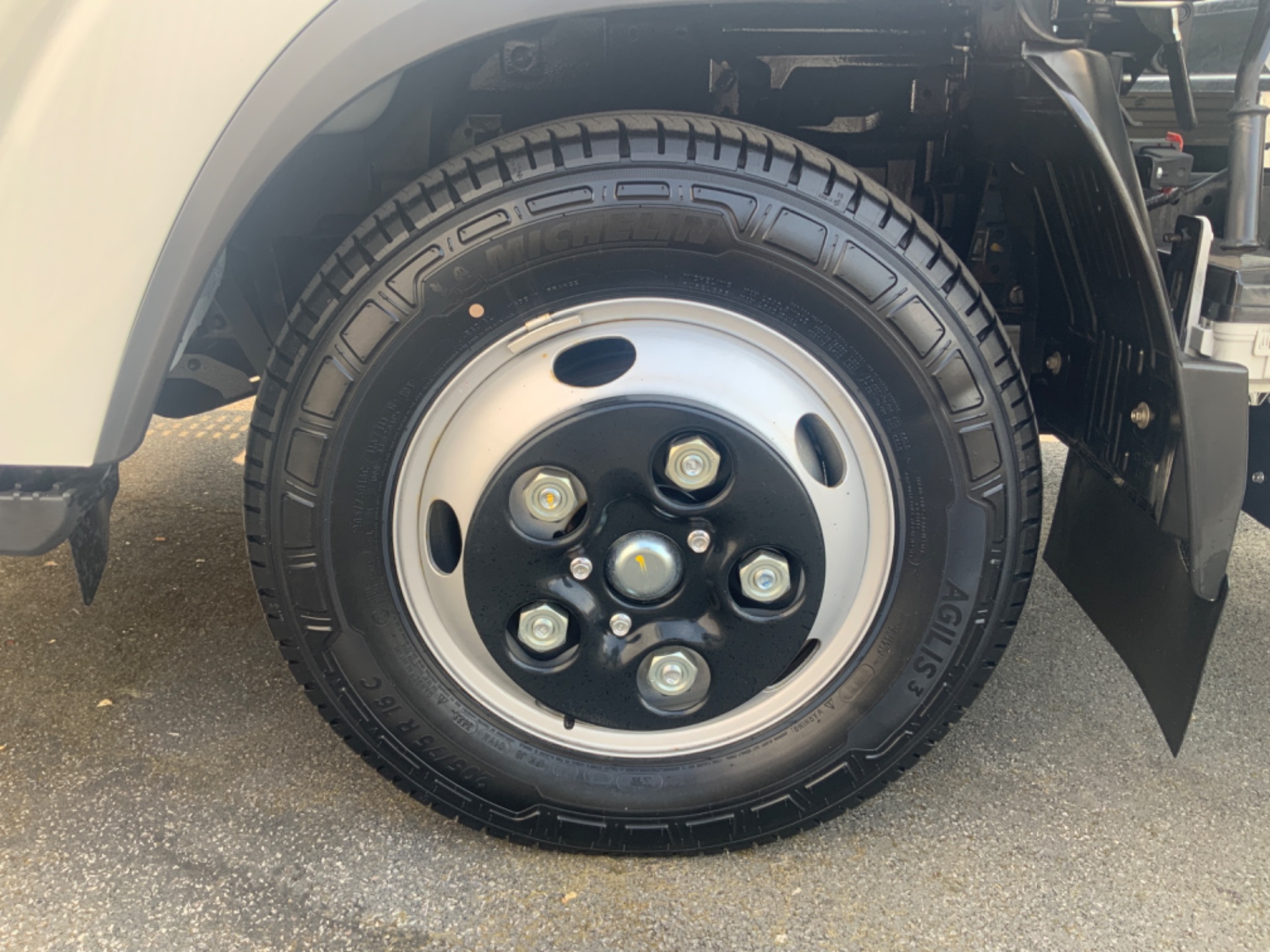 Isuzu GRAFTER